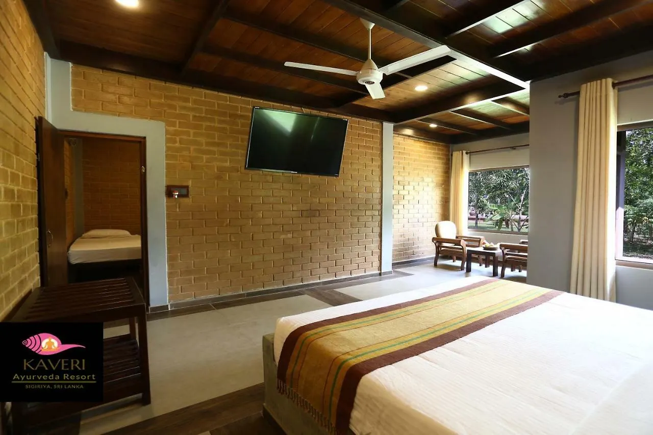 Kaveri Resort Sigiriya 4*,
